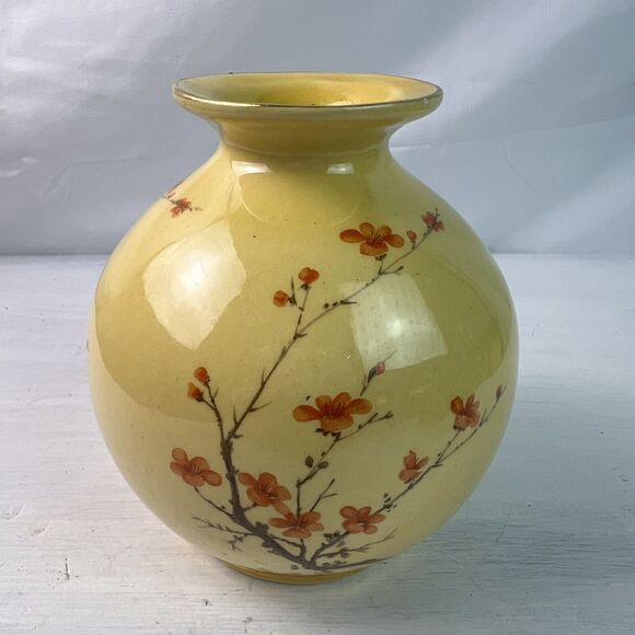 Vintage Hyalyn USA #834 Gold Trimmed Japanese Cherry Blossom Round Pottery Vase - Picture 3 of 9